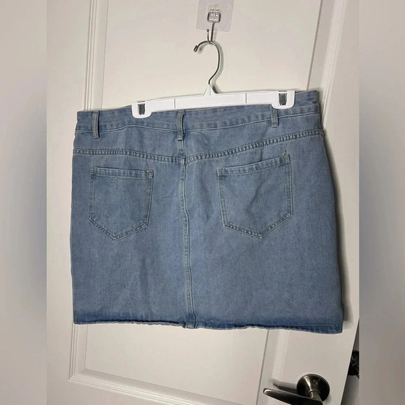 Unbranded | High  Waist A-Line Asymmetrical Jean Skirt | Size 2XL [121] - Picture 2 of 5